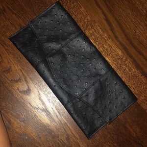 Black Clutch